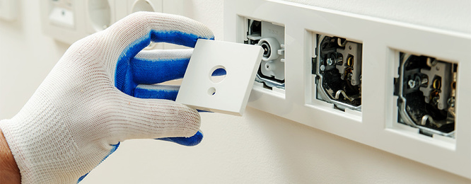 Elektro­installation bei Elektrotechnik Breitenbach in Gemünden am Main