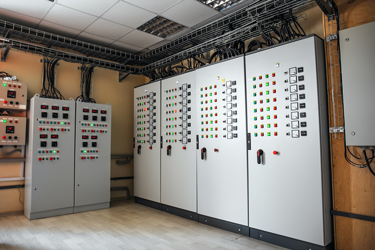 Schalt­anlagen­bau bei Elektrotechnik Breitenbach in Gemünden am Main