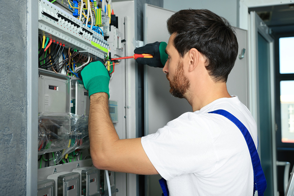 Nieder­spannungs­anlagen bei Elektrotechnik Breitenbach in Gemünden am Main