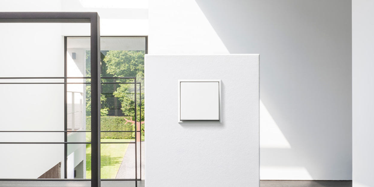 JUNG Schalterprogramme bei Elektrotechnik Breitenbach in Gemünden am Main